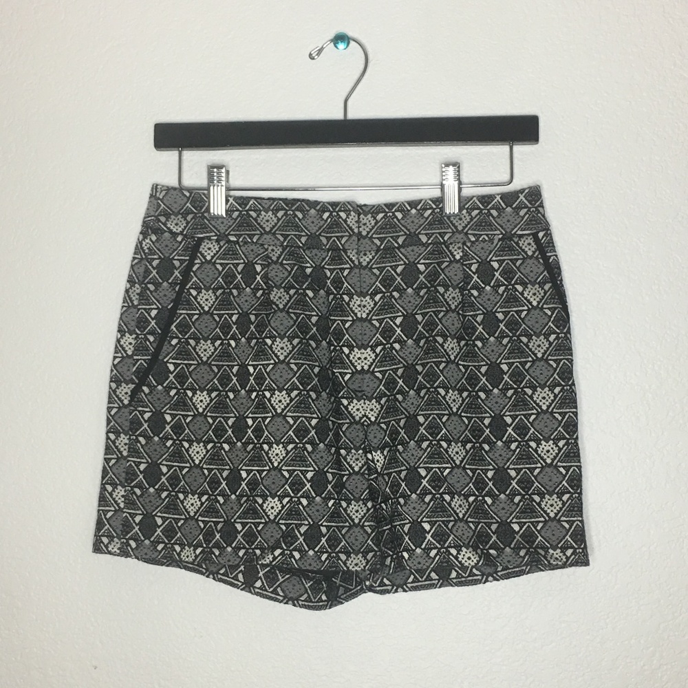 Dendrobium Lined Shorts Size 8